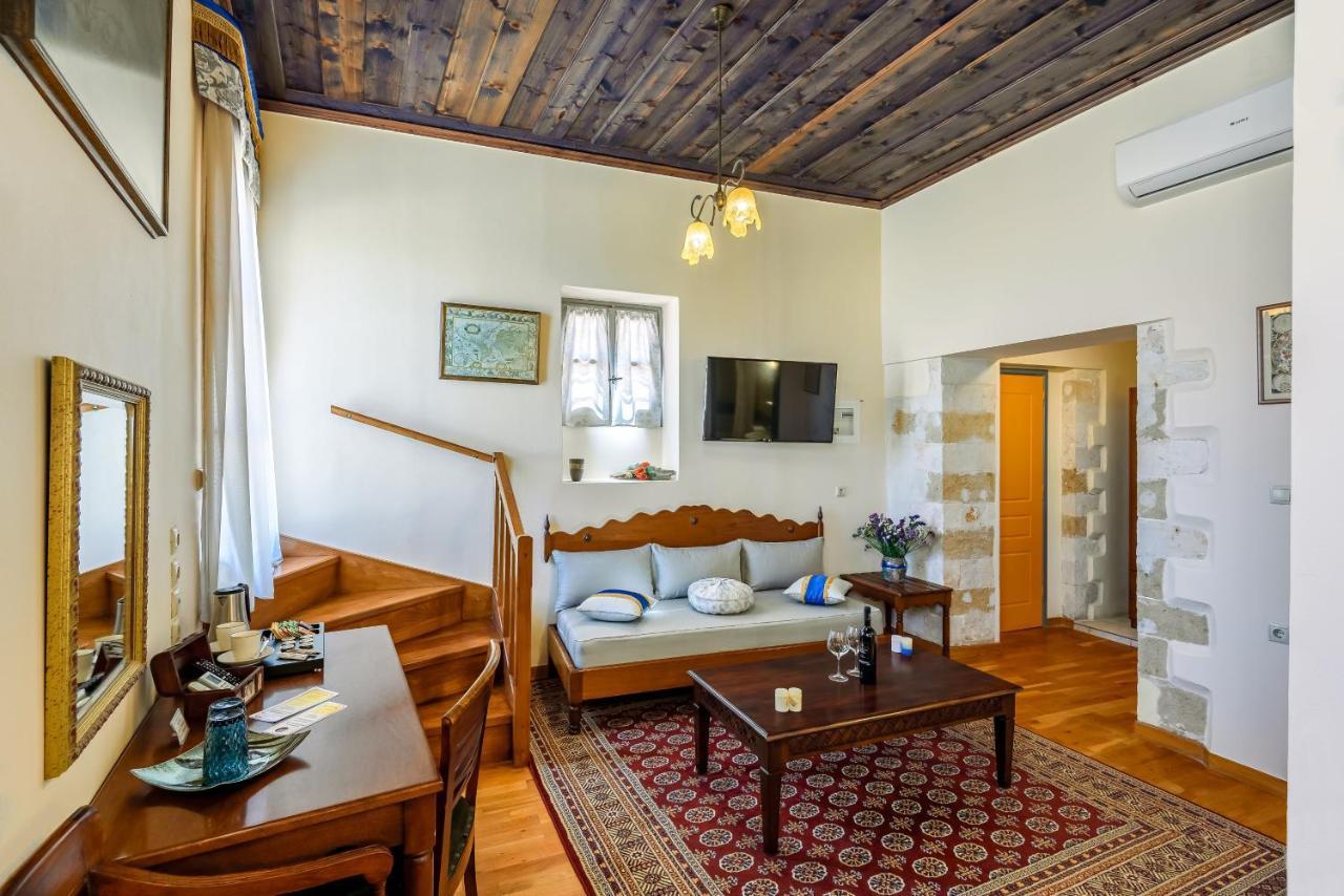 Belmondo Hotel Chania  Exteriör bild