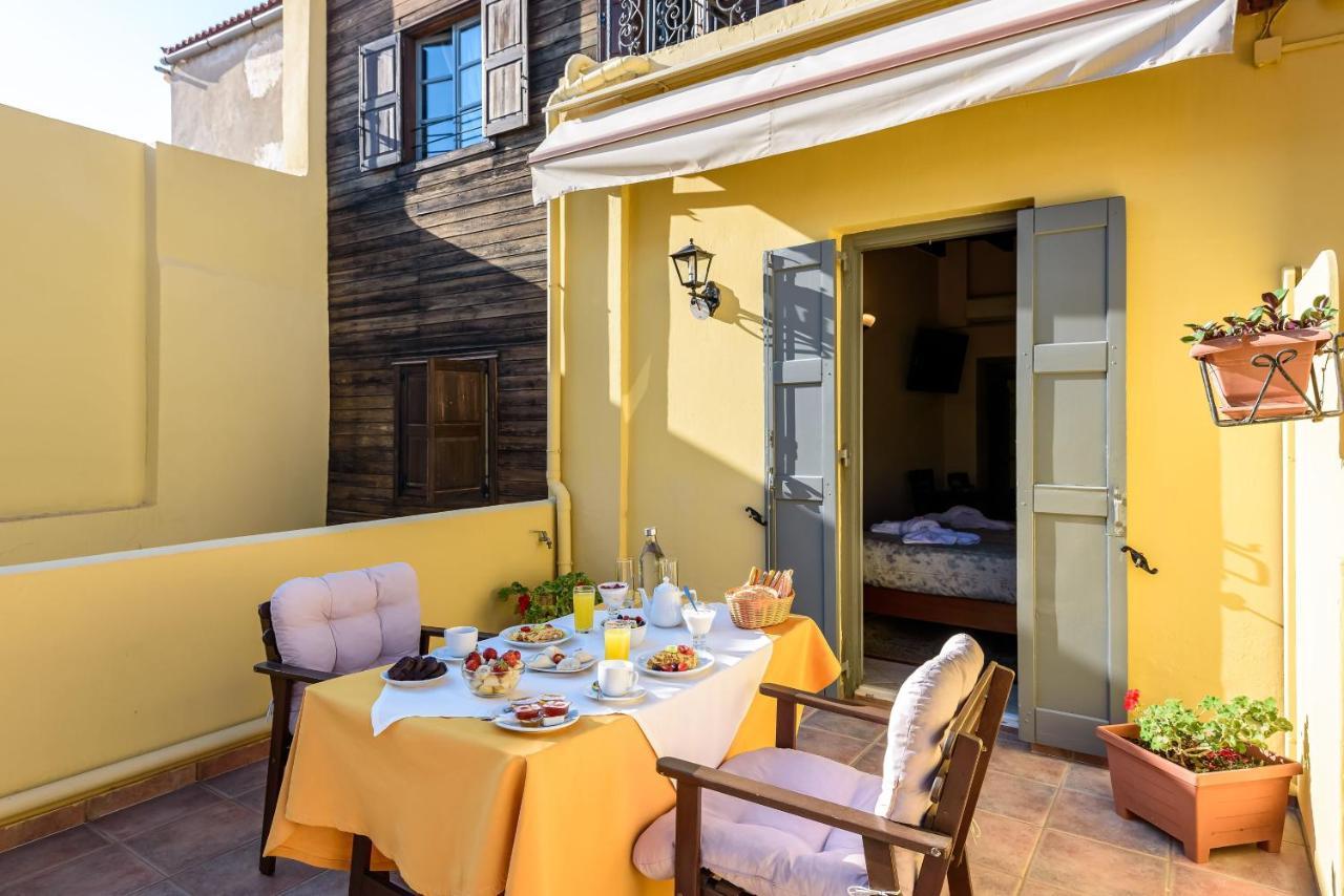 Belmondo Hotel Chania  Exteriör bild