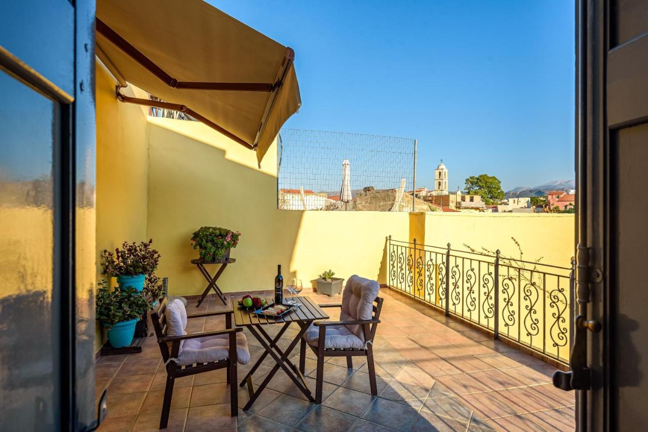 Belmondo Hotel Chania  Exteriör bild